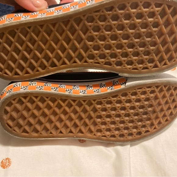 Kids Vans size 2 - Picture 4 of 4